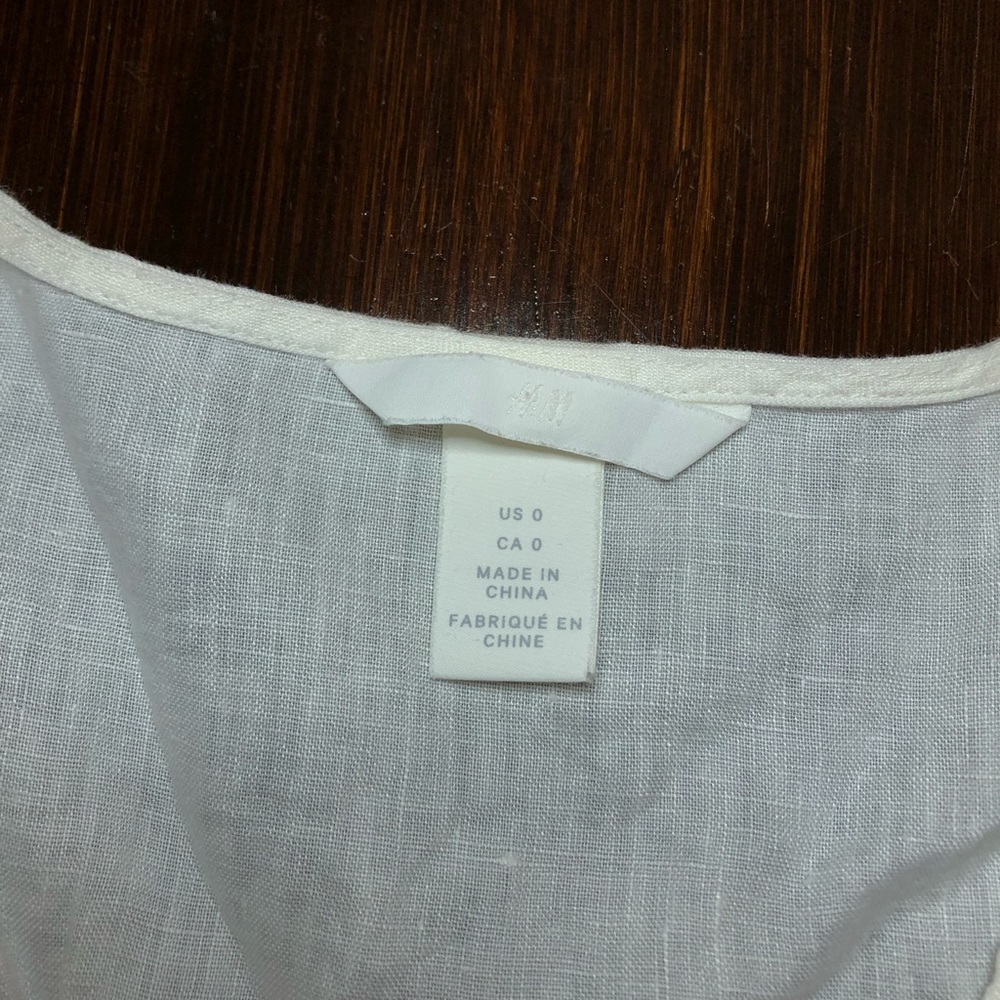 *H&M* 100% Linen Tie Front Blouse - Size 0 - Picture 3 of 4